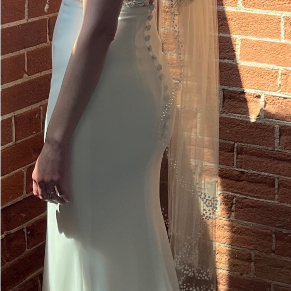 Dracy Veil by Sara Gabriel